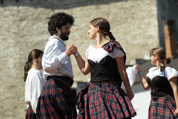A demo dance in Medzhybizh
